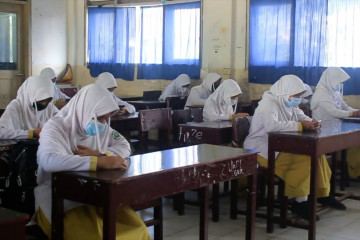 Aceh targetkan vaksinasi guru dan siswa rampung akhir 2021