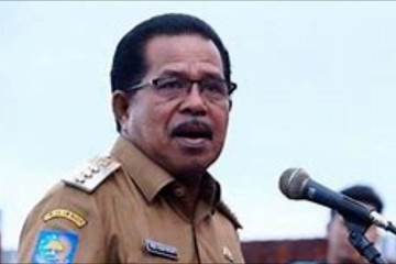 Bupati SBB Maluku meninggal positif covid-19