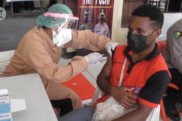 Papua targetkan vaksinasi 57 ribu pelajar di 4 klaster PON XX