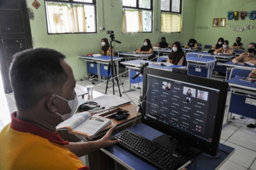 66 SMP di Bekasi gelar PTM