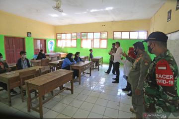 Disdik Bogor belum izinkan pelajar lepas masker di sekolah