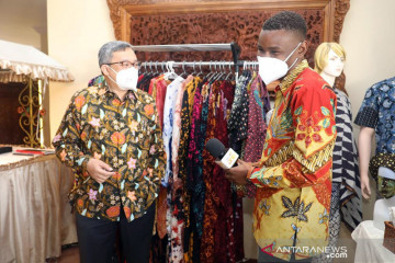 KBRI Windhoek kenalkan seni batik kepada masyarakat Namibia