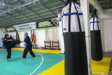 Latihan Atlet Pencak Silat Sumatera Selatan