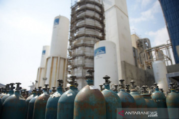 Kemenko: Bantuan oksigen dari industri kini dipasok ke luar Jawa-Bali