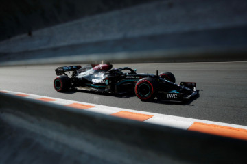 Hamilton kalahkan Verstappen di FP1 GP Belanda