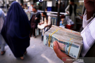 Taliban serahkan dolar dan emas sitaan ke bank sentral Afghanistan