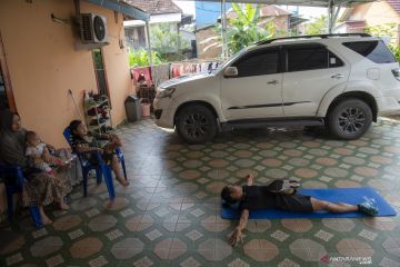 Latihan Mandiri Atlet Atletik Sumatera Selatan