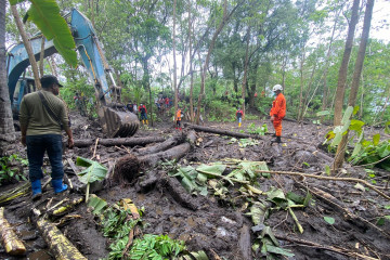 BPBD NTT: 26 warga terdampak dan 5 rumah rusak akibat banjir di Ngada