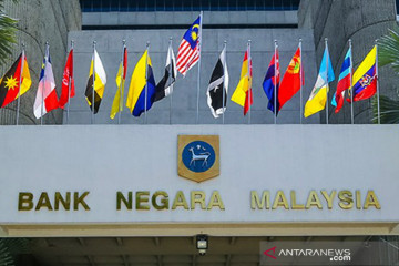 Bank sentral Malaysia pertahankan suku bunga acuan di 2,75 persen