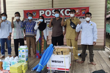 Rimba Raya peduli Covid-19 salurkan paket bantuan di 14 desa sekitar Sungai Seruyan