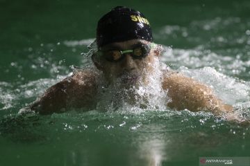 Latihan Atlet Renang Sumatera Selatan