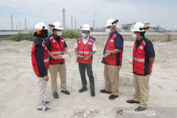 Bahlil dukung proyek pabrik "soda ash" pertama di Indonesia