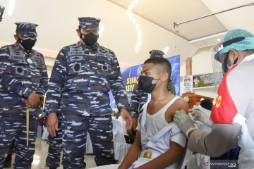 TNI AL upayakan kapal RS untuk vaksinasi masyarakat di pulau-pulau