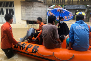 Banjir rendam ratusan rumah di Banten