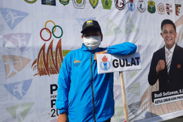 Pegulat Jatim Varadisa menangi laga final 76kg supercepat PON Papua