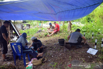 Balai Arkeologi Maluku pamerkan alat batu peninggalan suku tradisional