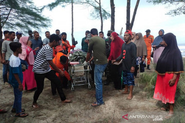 Tim SAR evakuasi korban tenggelam di Aceh Besar