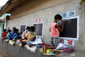 Per Oktober anak-anak di India bisa mendapatkan vaksin COVID