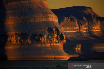 Keindahan gunung es di Greenland manjakan mata pengunjung
