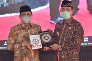 Mendes PDTT: Rembang ditargetkan lepas kemiskinan ekstrem tahun 2022