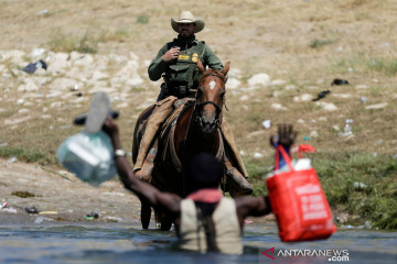 Gedung Putih kritik ancaman "pecut" pada imigran Haiti