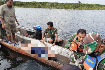 SAR gabungan evakuasi dua jenazah long boat terbalik di Merauke