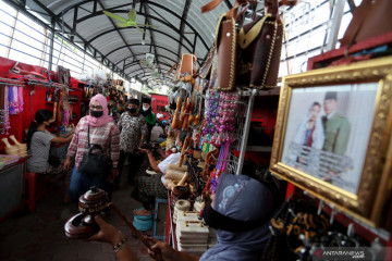 Ujicoba pembukaan kawasan wisata makam Presiden Soekarno di Blitar