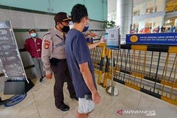 Mal Jakarta Pusat wajibkan anak didampingi orang tua