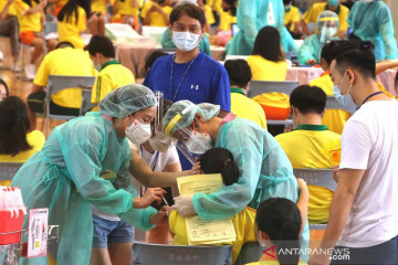 Vaksinasi COVID-19 untuk pelajar di Taiwan