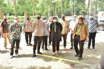 Kabupaten Bogor baru bolehkan tiga tempat wisata beroperasi
