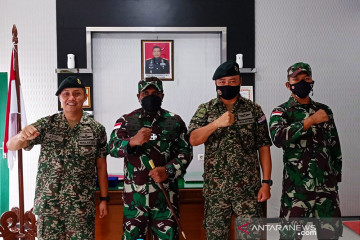 Tentara Diraja Malaysia dan Kodim Putussibau bahas situasi perbatasan
