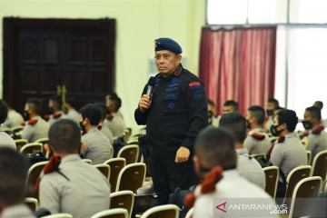 Komandan Korps Brimob beri motivasi dan pesan bagi Taruna Akpol