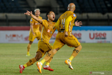 Gol tunggal Sani Rizki antar Bhayangkara FC ke puncak klasemen