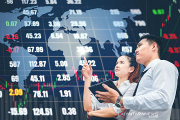 Saham Asia berhati-hati saat harga minyak mencapai tertinggi 3 tahun