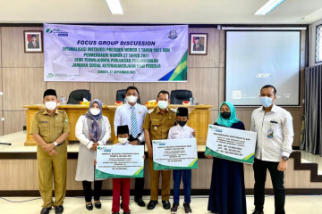 BPJS Ketenagakerjaan Jambi gelar FGD dan penyerahan santunan ke ahli waris