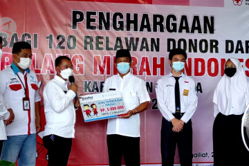 120 Relawan donor darah di Bangka terima penghargaan 