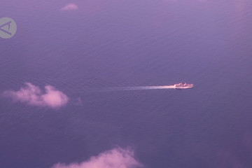 Pangkoarmada I pantau keamanan laut Natuna Utara melalui udara