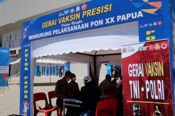 Bidokkes Polda Papua siagakan gerai vaksin di PON XX