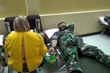 Peringatan HUT TNI, Korem Madiun gelar donor darah