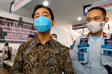 Gibran apresiasi produksi garmen warga binaan di Rutan Surakarta