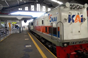 PT KAI Daop 2 Bandung kembali operasikan kereta api lokal