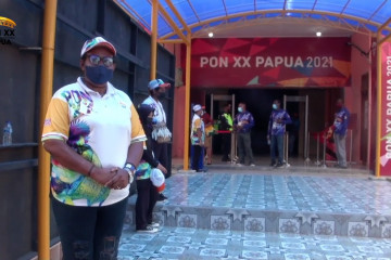 Putra-Putri Papua bangga jadi relawan PON