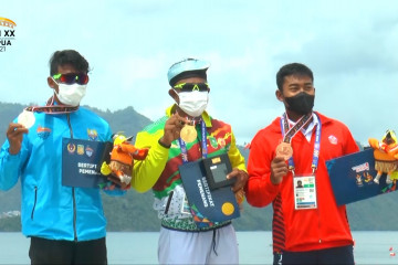 Riau raih medali emas pertama dari dayung
