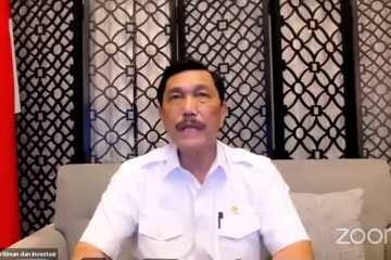 Luhut: PPKM level 4 Jawa-Bali tersisa 3 kabupaten/kota