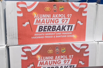 Polda Banten lepas pendistribusian 8.000 paket sembako alumni Akpol
