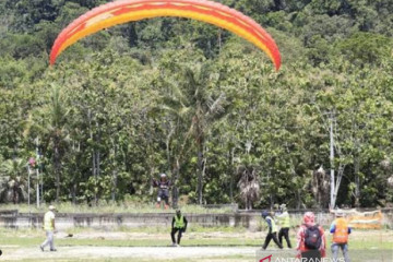 Sumbar jaga peluang raih medali emas paralayang