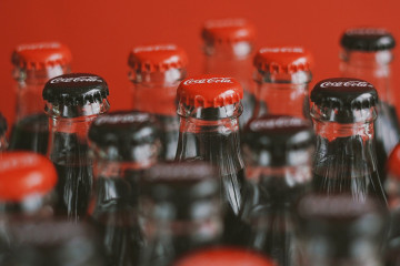 Coca-Cola luncurkan platform brand global dan desain logo baru