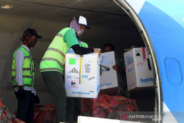 Vaksin Pfizer tiba di Pontianak