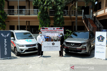 Wuling resmi jalankan program "Wuling Bakti Pendidikan"