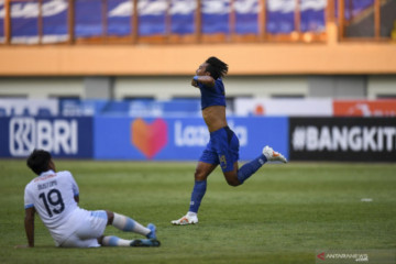 PSIS Semarang kalahkan Persebaya dengan skor 3-2